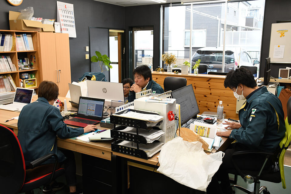 会社概要8